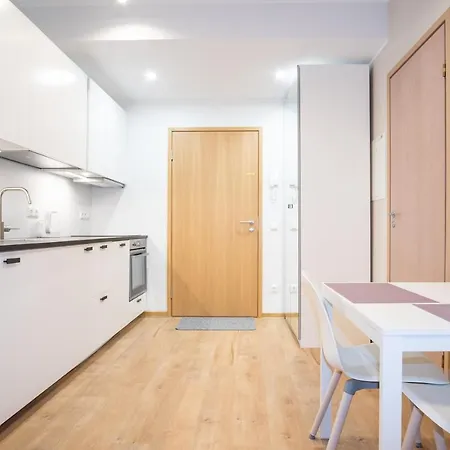 Spacious Mustamaee Apartments - Free Parking Tallinna Exterior photo