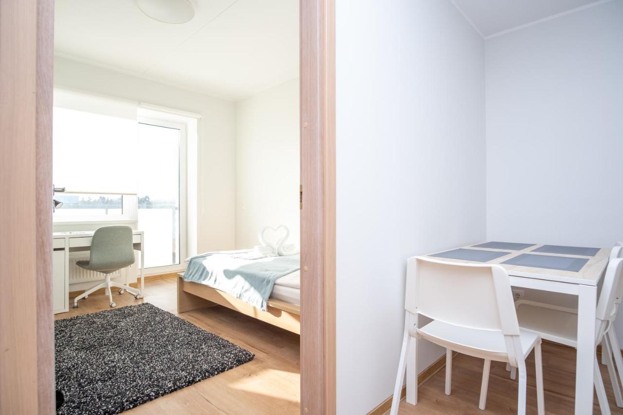 Huoneisto Spacious Mustamaee - Free Parking Tallinna